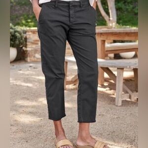 FRANK & EILEEN Wicklow The Italian Chino in Black